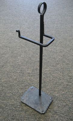 Bath Accessories - Pat’s Free standing paper holder
