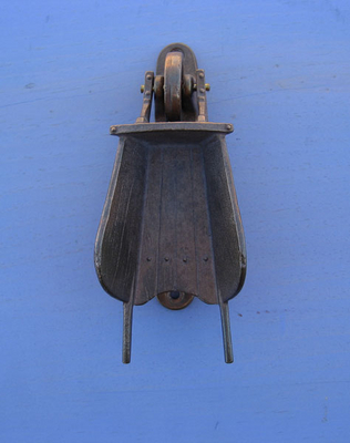Knockers - Wheelbarrow Knockwer